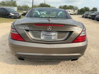 2014 Mercedes-Benz SLK 250 - Exterior Rear Center Image